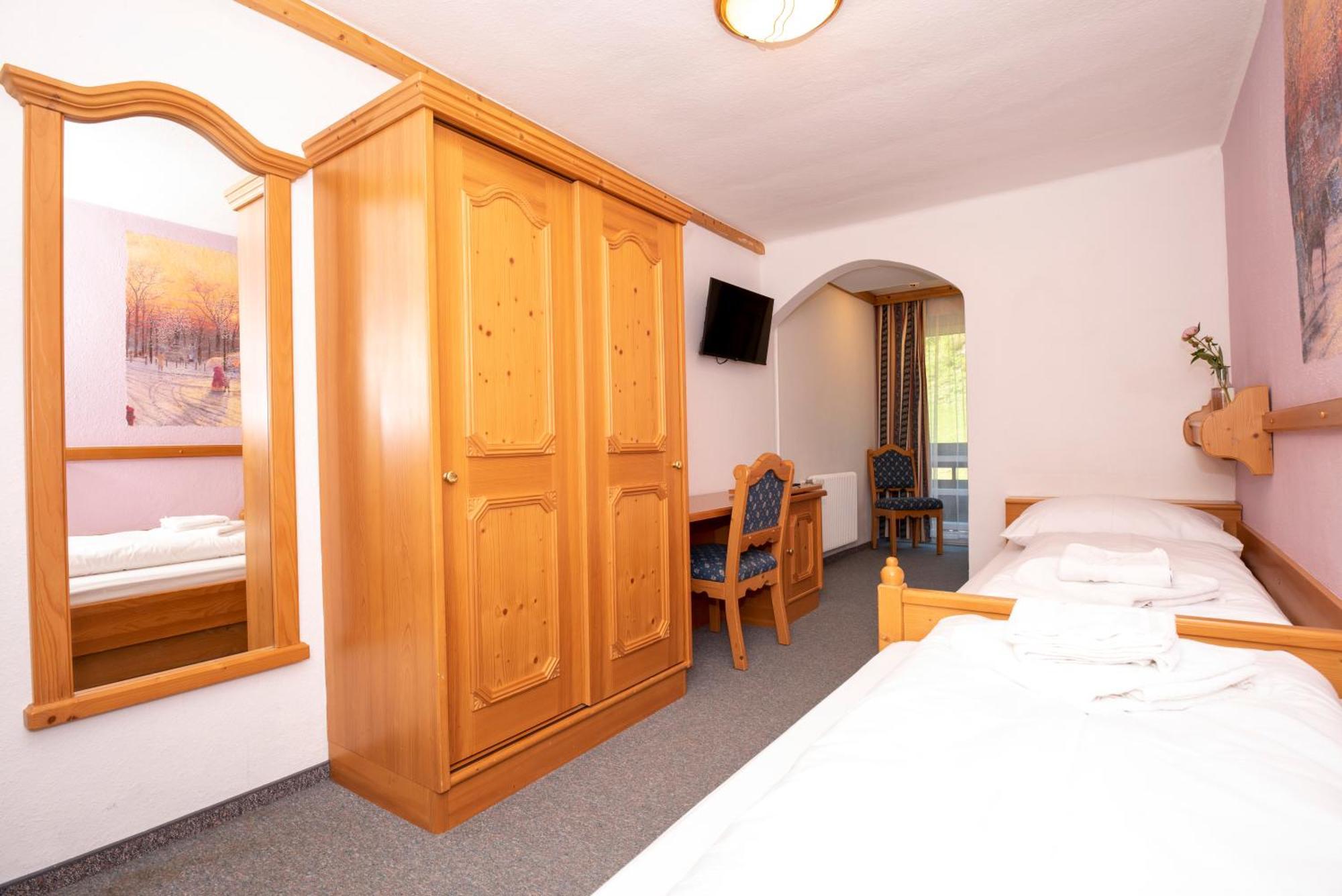 Hotel Alpen Arnika Tauplitzalm Ngoại thất bức ảnh